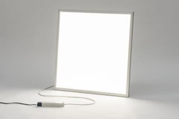 7 redenen waarom een goedkoop LED paneel duurkoop is